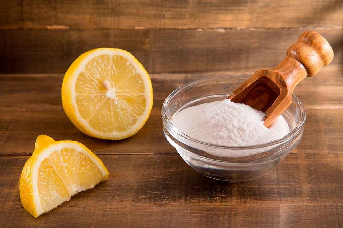 Eine wenig bekannte und effektive Methode, um den Backofen im Schlaf blitzblank zu reinigen