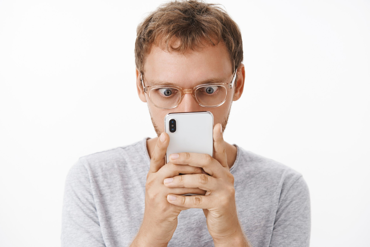 Die Methode, mit der Sie Ihr Gehirn um 10 Jahre verjüngen können, indem Sie Ihr Mobiltelefon ausschalten: wissenschaftlich bewiesen