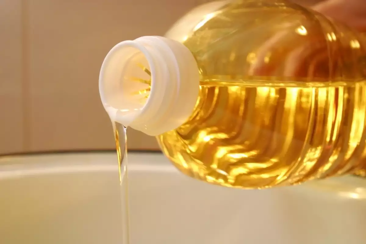 Auf Wiedersehen, Öl in den Abfluss schütten: Ein japanischer Trick, der dieses Problem löst