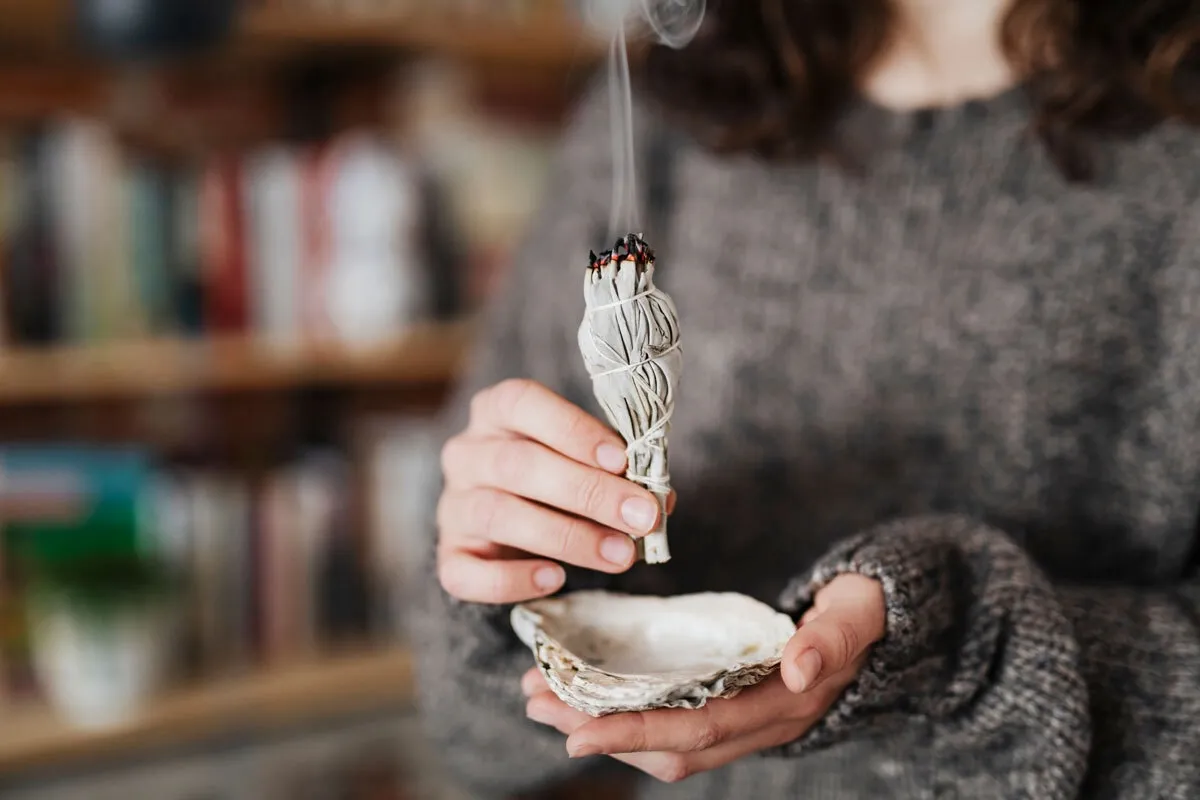 Diese Idee, aromatische Mischungen für Ihr Zuhause selbst herzustellen, anstatt sie im Laden zu kaufen, wird Ihnen gefallen.