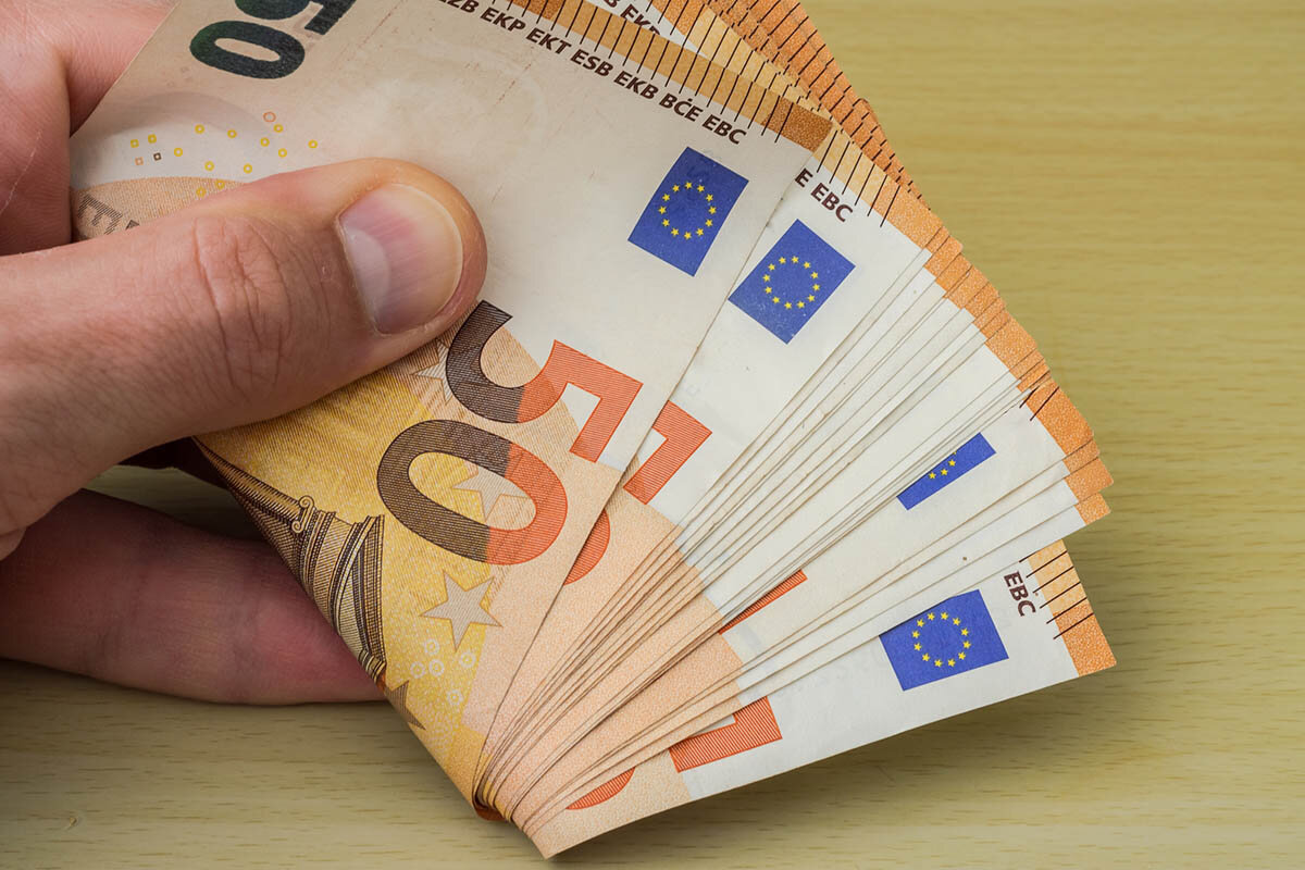 Das ist das Ende der Banknoten: Ab diesem Datum sind sie überall außer in einem europäischen Land nicht mehr gültig.