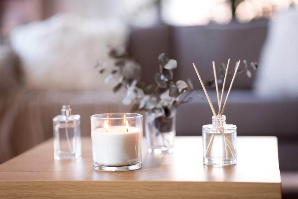 So duften luxuriöse Häuser: Parfums, die Räume in stille Luxuswelten verwandeln