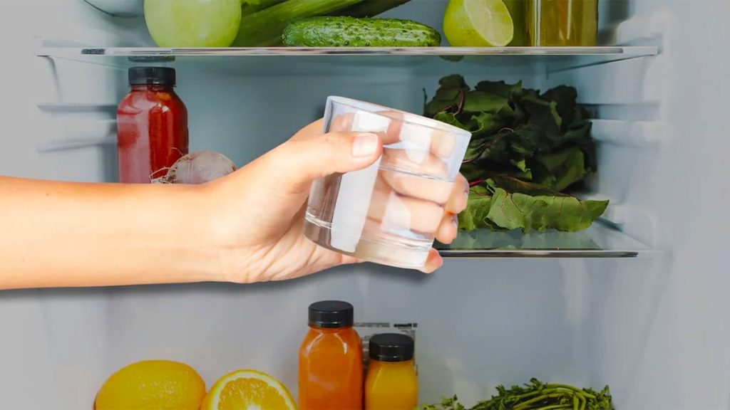Ein Glas Essig im Kühlschrank: ein beeindruckender und wirksamer Trick
