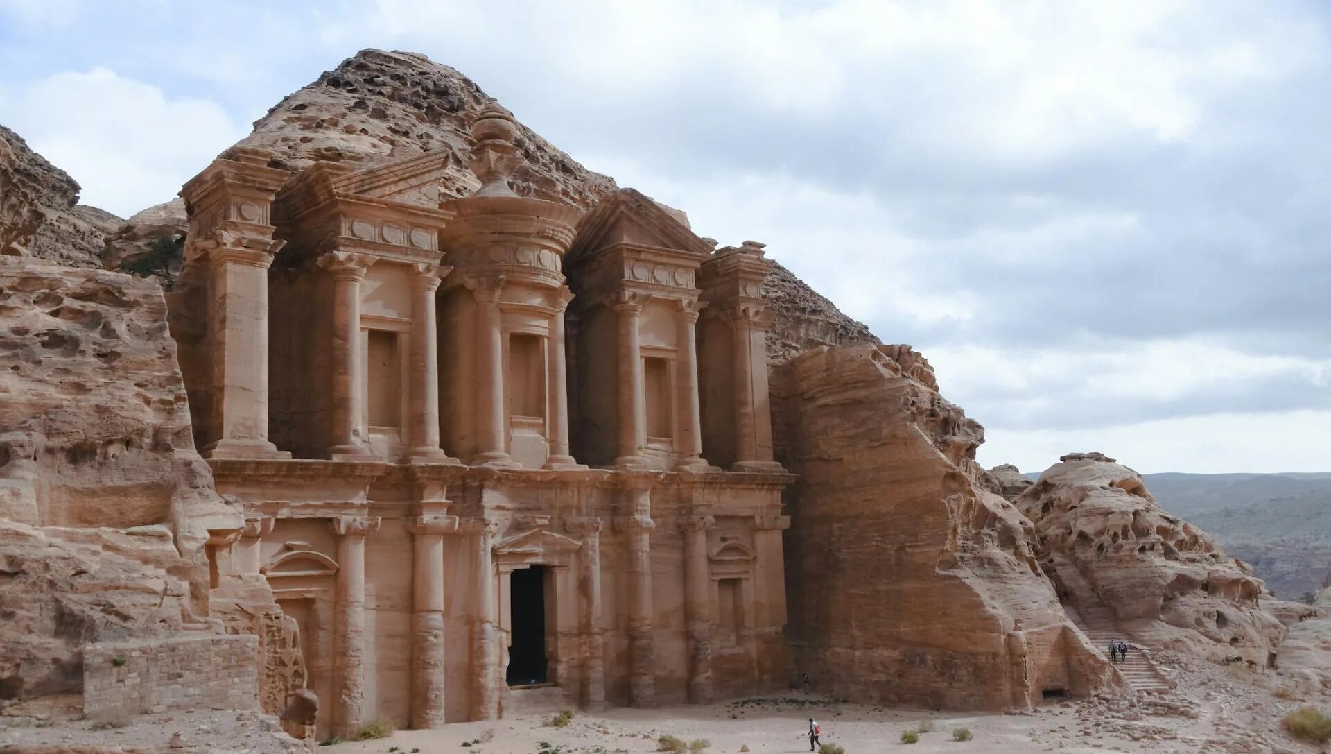 Er war 2000 Jahre lang vor den Augen der Welt verborgen und versetzt uns nun in Staunen: ein archäologischer Fund, der alles, was wir bisher wussten, auf den Kopf stellt.