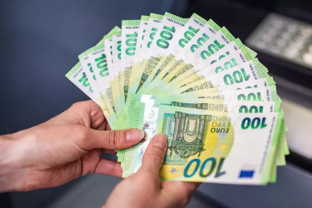 Die häufigsten Fehler junger Menschen beim Sparen
