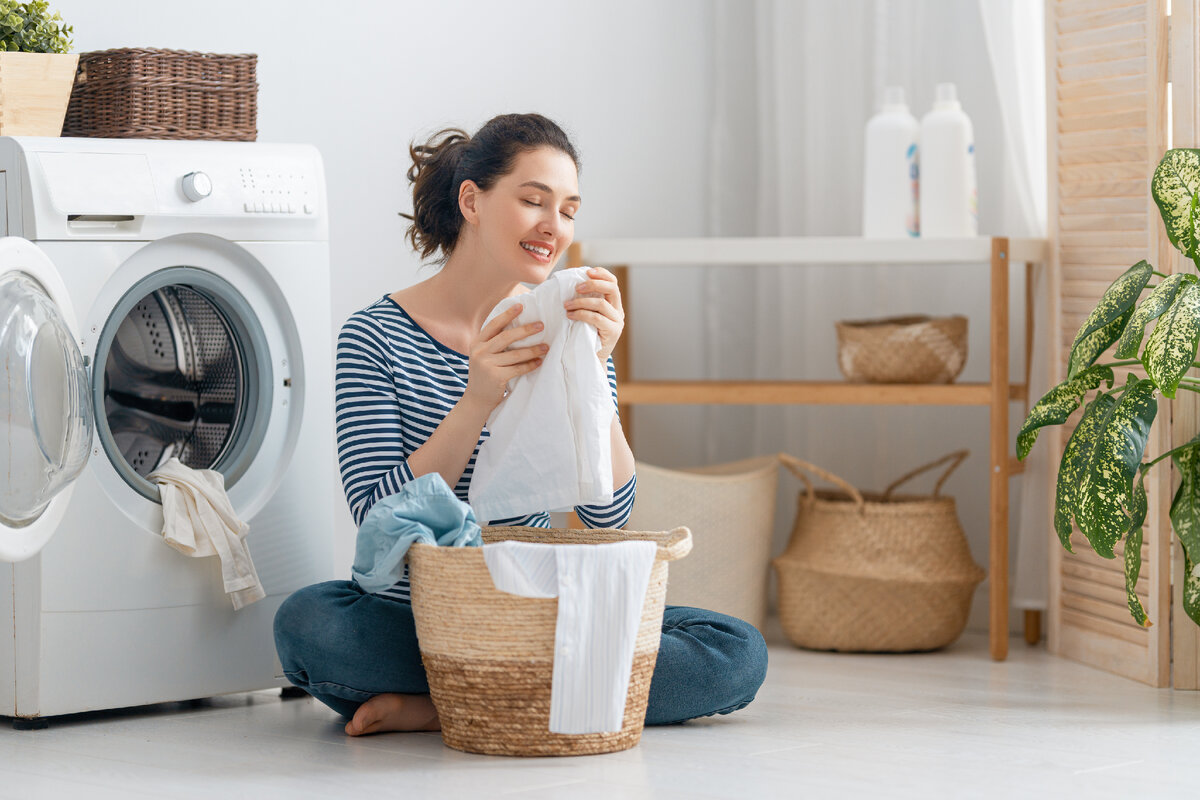 Nie wieder Socken auf dem Boden: MIT DIESER METHODE ist schmutzige Wäsche immer weggeräumt und bereit zum Waschen!